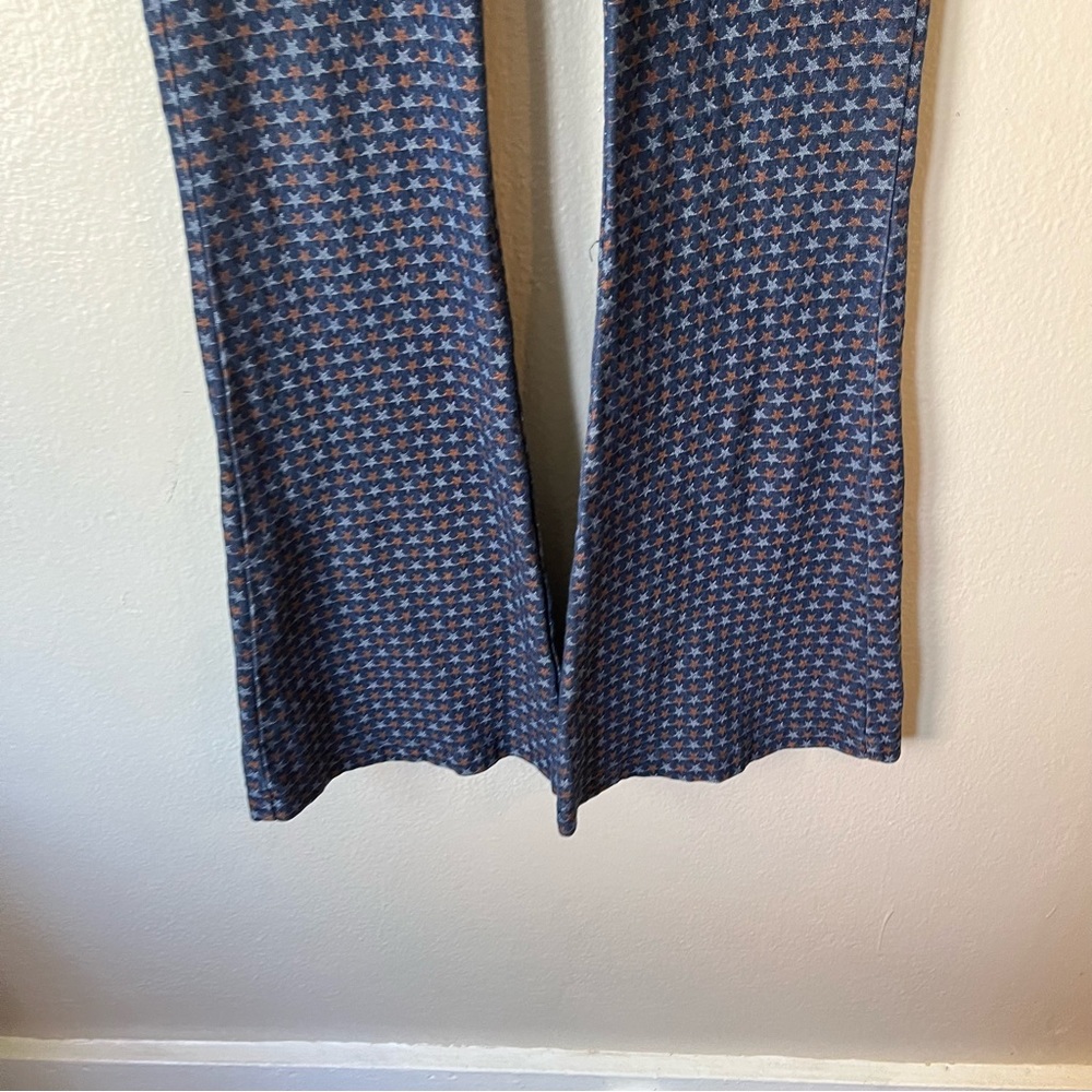 Do + Be Star Print Flare Pants size S - Picture 3 of 8